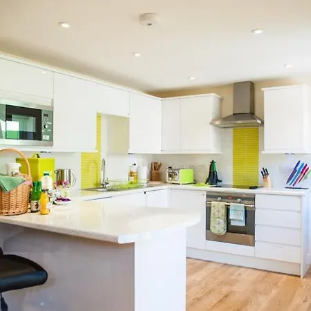 The Retreat, Own Hot Tub, Romantic Escape, Near Lyme Regis Exterior photo
