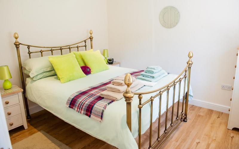 Holiday home The Retreat, Own Hot Tub, Romantic Escape, Near