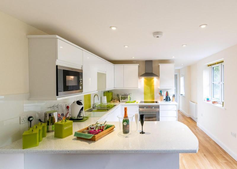 The Retreat, Own Hot Tub, Romantic Escape, Near Holiday home Lyme Regis
