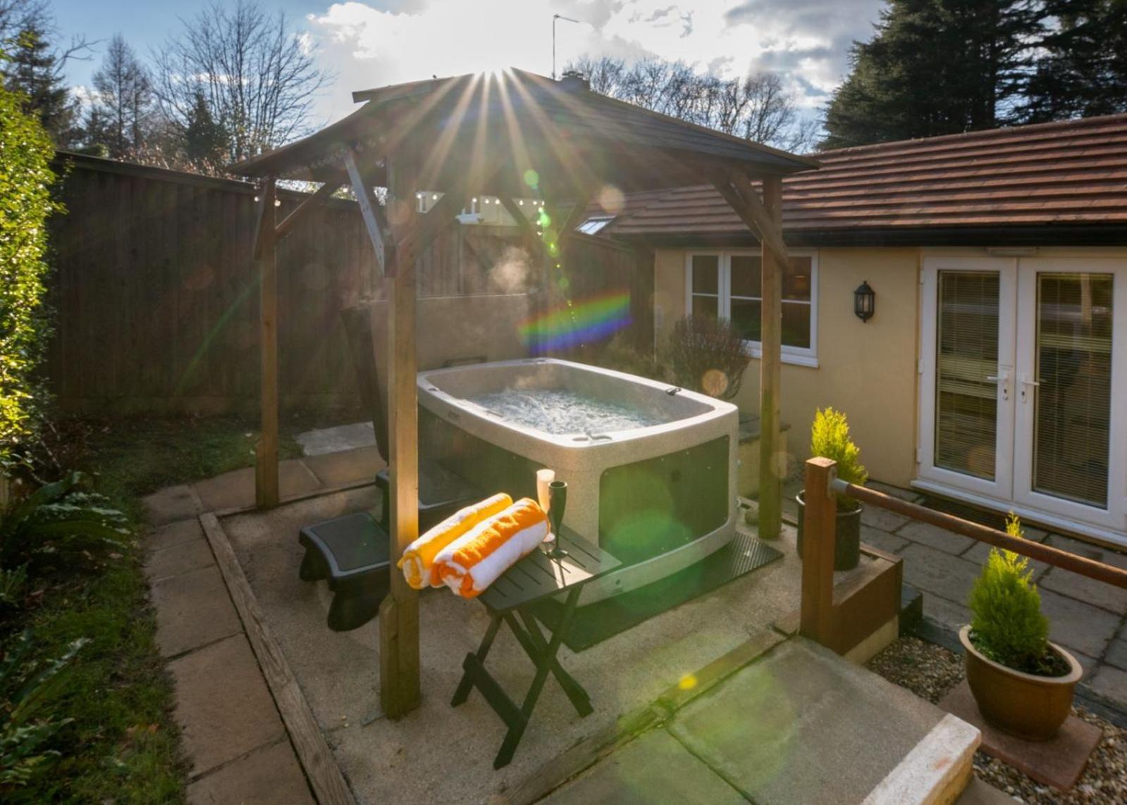 Holiday home The Retreat, Own Hot Tub, Romantic Escape, Near Lyme Regis